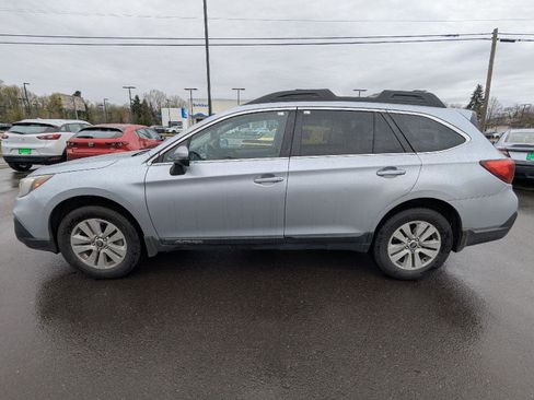 Used 2019 Subaru Outback 2.5i Premium w/ Popular Package #2 image 3