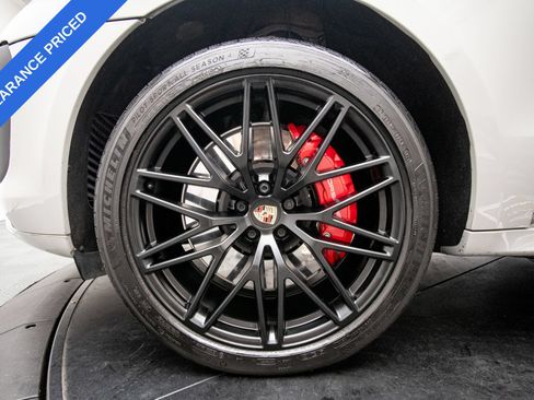 Used 2023 Porsche Macan GTS w/ Premium Package Plus AWD/4WD image 20