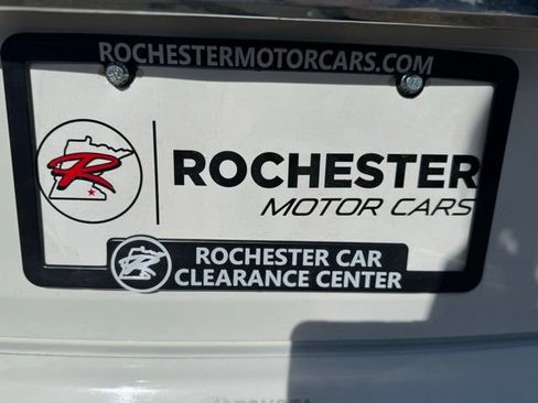 Used 2012 Toyota Camry XLE w/ Convenience Pkg image 39