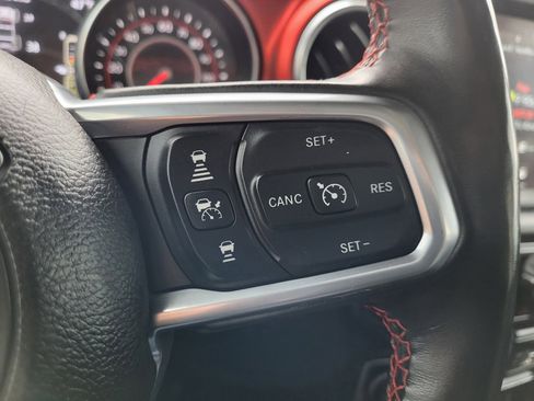 Used 2021 Jeep Wrangler Unlimited Rubicon image 26