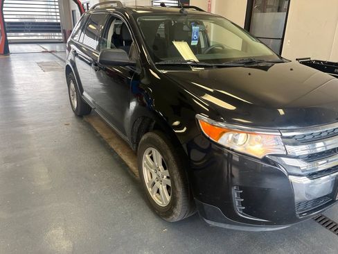 Used 2012 Ford Edge SE FWD image 1