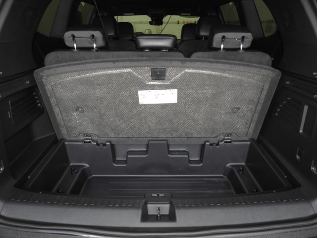 Certified 2026 GMC Acadia Elevation w/ Elevation Premium Package AWD/4WD image 44