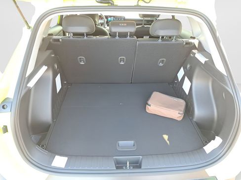 New 2026 Hyundai Kona SEL Premium FWD image 6