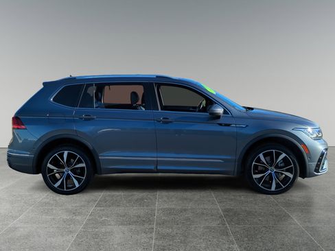 Used 2022 Volkswagen Tiguan SEL R-Line image 6