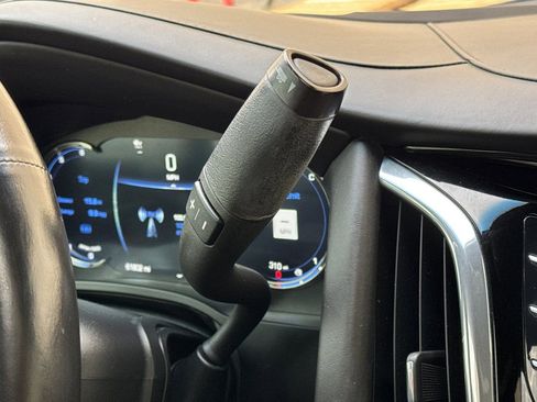 Certified 2016 Cadillac Escalade ESV Platinum image 28