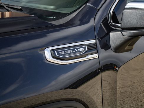 Used 2025 GMC Sierra 1500 SLT image 12