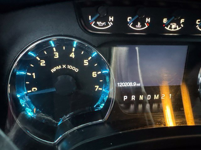 Used 2014 Ford F150 XLT w/ Equipment Group 301A Mid RWD image 4