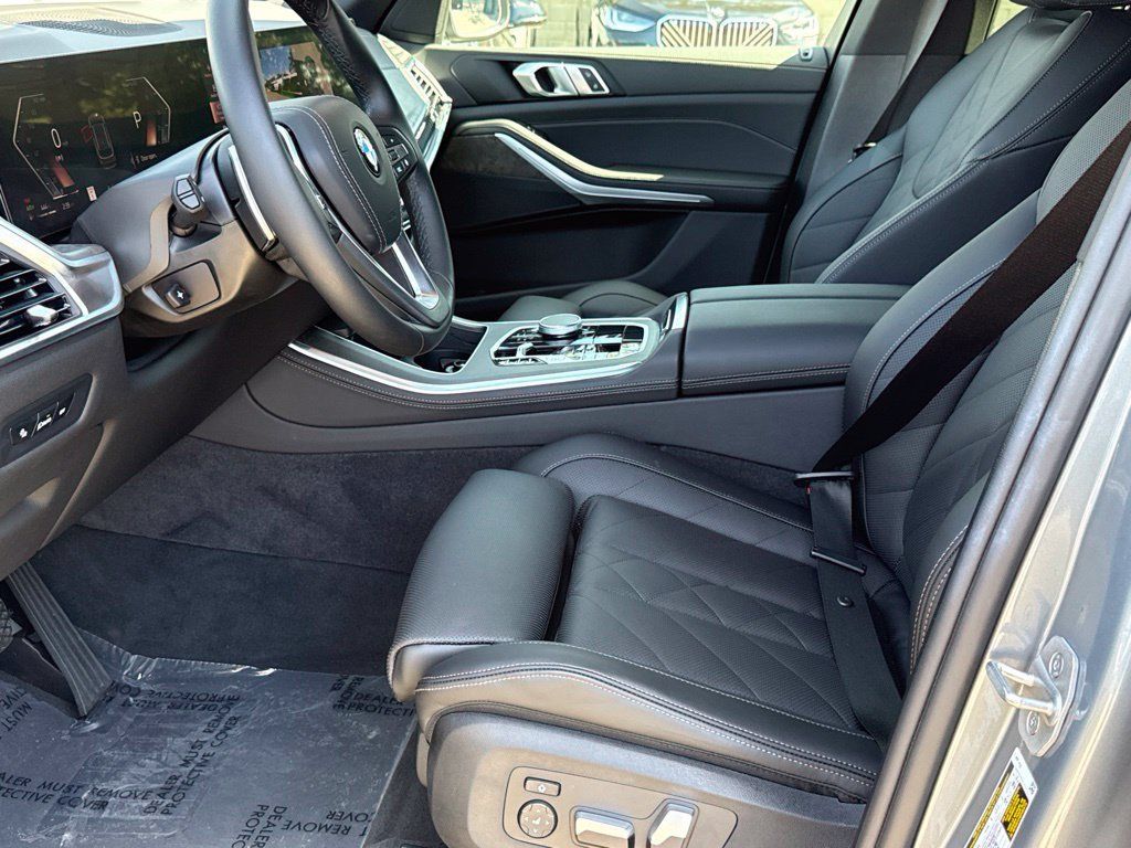 Used 2026 BMW X5 sDrive40i w/ Parking Assistance Package RWD image 19