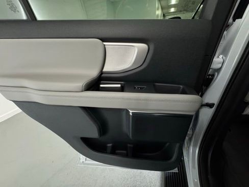 New 2026 Ford Expedition Active image 10