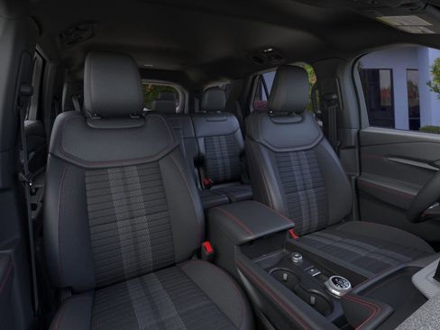 New 2026 Ford Explorer ST-Line image 10