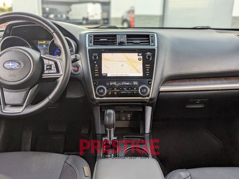 Used 2018 Subaru Outback 2.5i Limited image 19