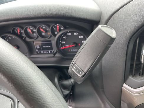 Used 2025 GMC Sierra 1500 Pro w/ Pro Value Package AWD/4WD image 19