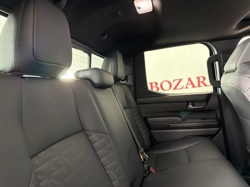 Used 2024 Toyota Tacoma TRD Sport w/ TRD Sport Premium Package AWD/4WD image 18
