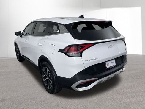 Used 2025 Kia Sportage EX image 35