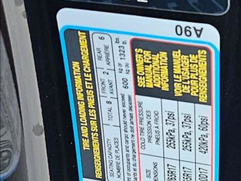 Used 2026 Kia Carnival FWD image 14