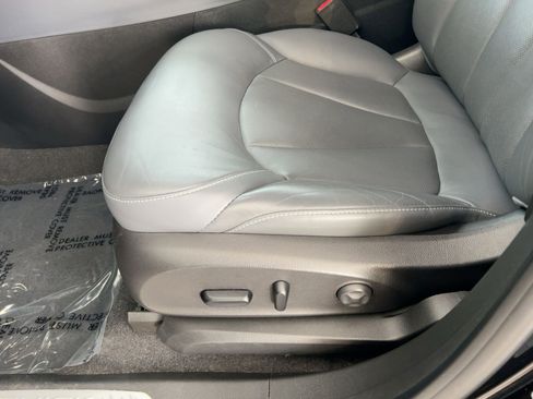 Used 2020 Buick Envision Essence w/ LPO, Cargo Package image 14