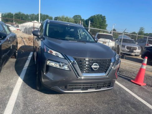 Used 2023 Nissan Rogue SL w/ SL Premium Package AWD/4WD image 2