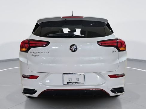 Certified 2022 Buick Encore GX Select w/ Sport Touring Package image 5