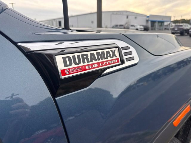 Used 2025 GMC Sierra 3500 Denali AWD/4WD image 8