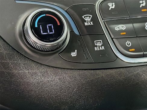 Used 2021 Chevrolet Malibu LT w/ Sport Edition FWD image 21