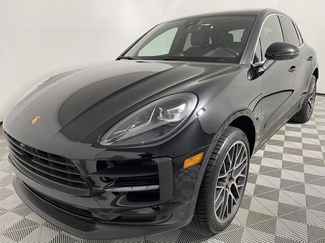 Certified 2021 Porsche Macan S image 1