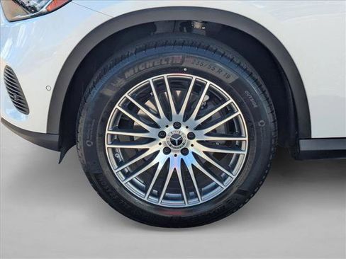 Certified 2025 Mercedes-Benz GLC 300 4MATIC image 22