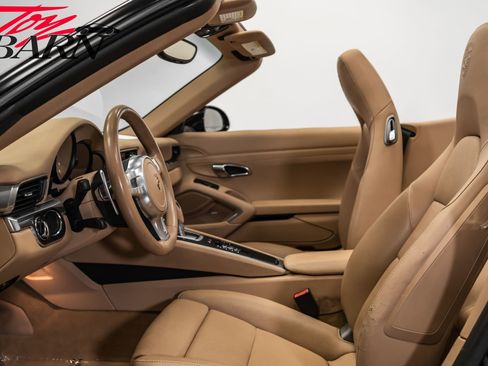 Used 2015 Porsche 911 Carrera S image 32