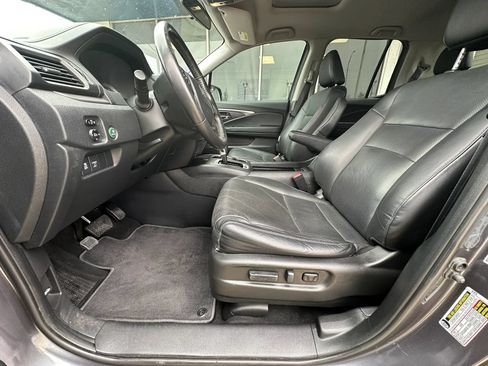 Used 2019 Honda Ridgeline RTL image 8