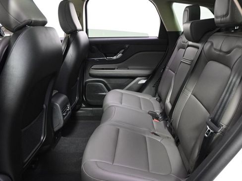 New 2026 Lincoln Corsair Premiere image 21