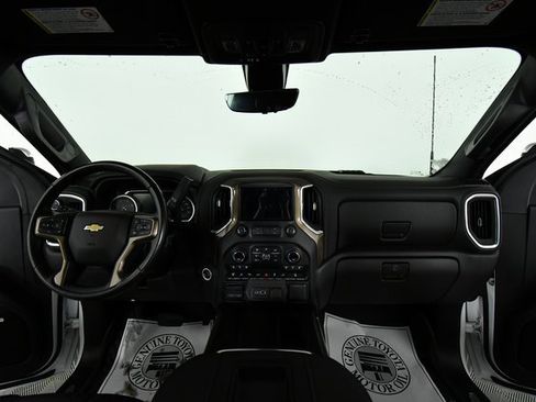 Used 2022 Chevrolet Silverado 3500 High Country w/ Z71 Off-Road Package image 19