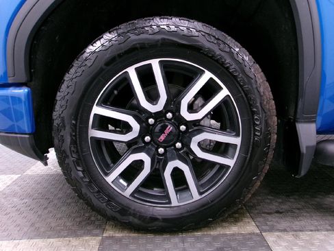 Certified 2023 GMC Sierra 1500 Elevation image 17