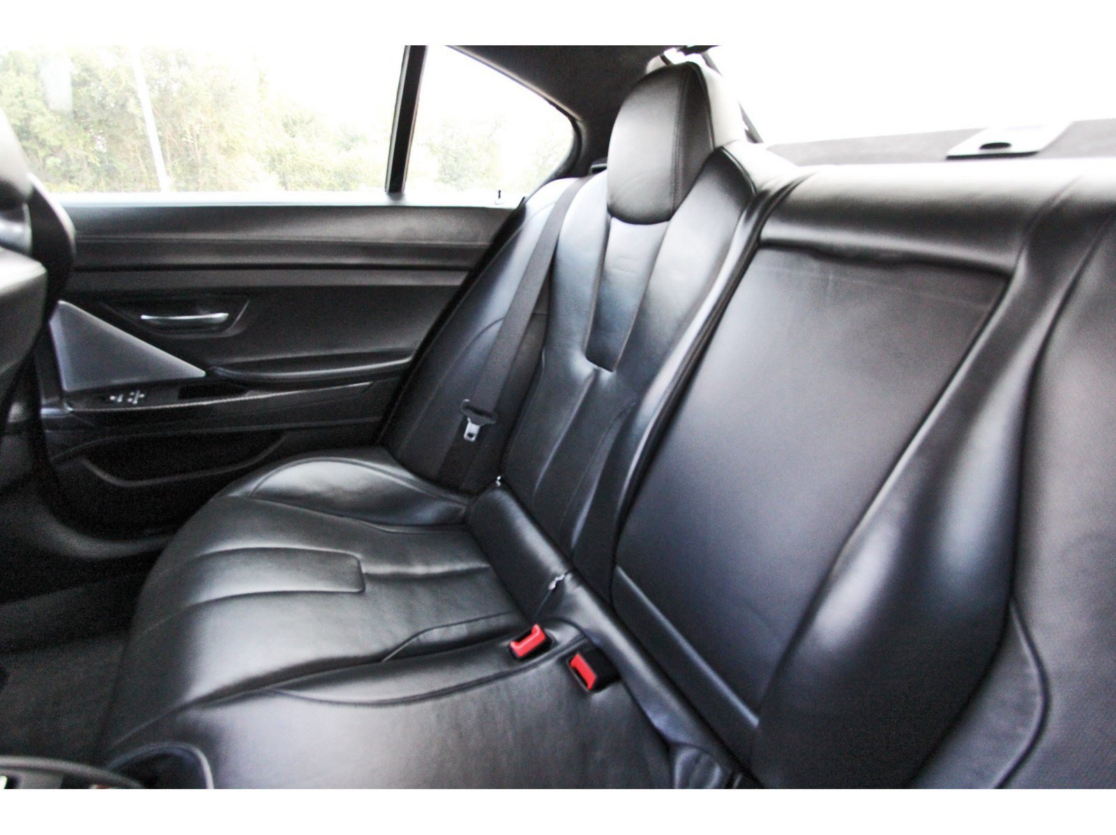 Used 2017 BMW M6 Gran Coupe RWD image 12