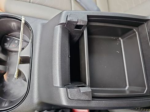 Used 2025 Chevrolet Colorado ZR2 AWD/4WD image 37