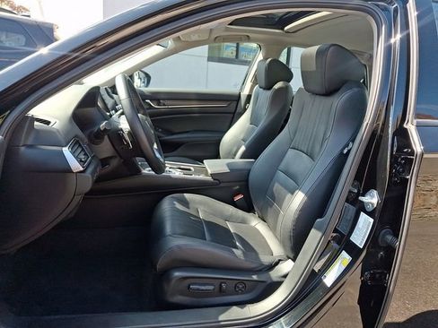 Certified 2022 Honda Accord Touring image 14