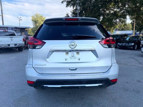 Used 2018 Nissan Rogue S FWD image 6