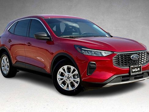 Used 2023 Ford Escape Active image 21