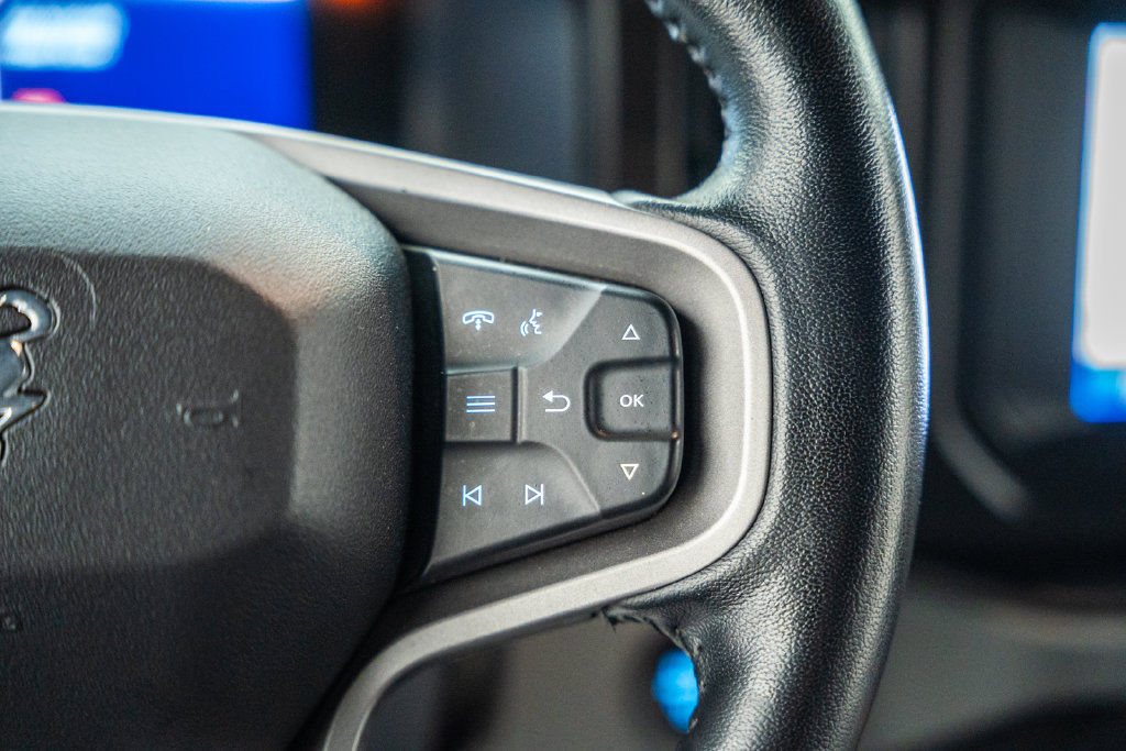 Used 2023 Ford Bronco Black Diamond AWD/4WD image 25