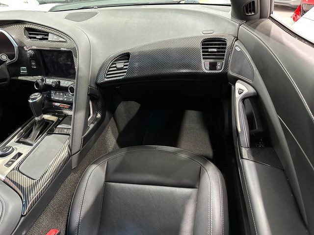 Used 2016 Chevrolet Corvette Z06 w/ Z07 Performance Package RWD image 12