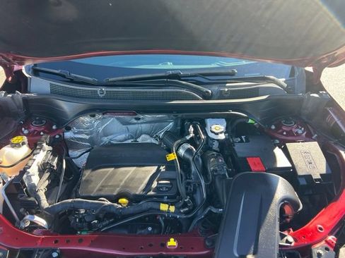 Used 2024 Chevrolet Trax RS w/ Driver Confidence Package FWD image 30