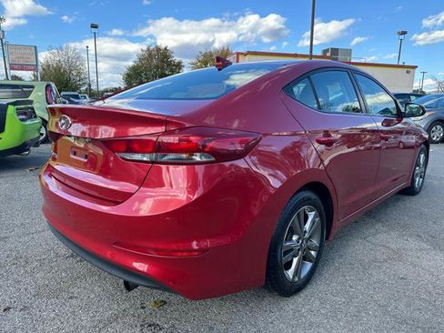 Used 2018 Hyundai Elantra SEL image 5