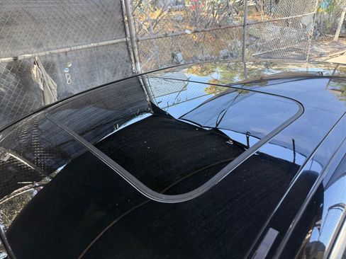 Used 2018 Mercedes-Benz C 300 Sedan image 12