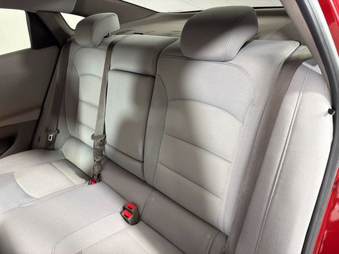 Used 2016 Chevrolet Malibu LT image 19