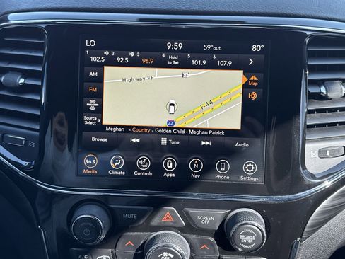 Used 2021 Jeep Grand Cherokee Laredo X image 16