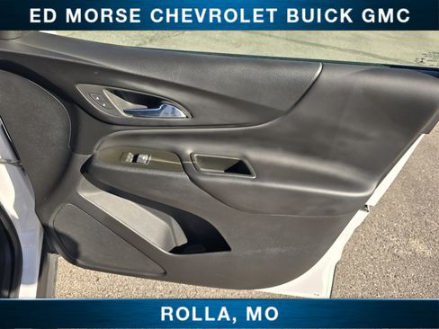 Used 2022 Chevrolet Equinox LT image 19