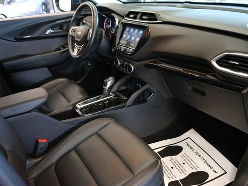 Used 2021 Chevrolet TrailBlazer LT w/ Sun and Liftgate Package AWD/4WD image 42