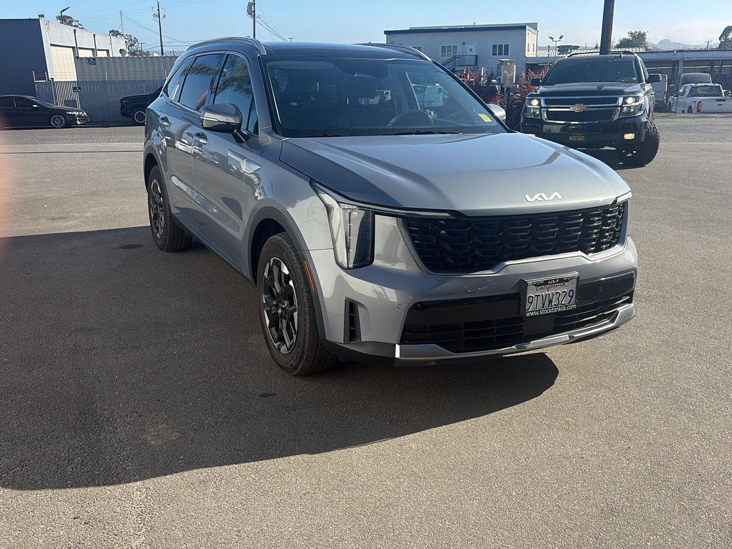 Used 2025 Kia Sorento S w/ Panoramic Sunroof Package FWD image 7