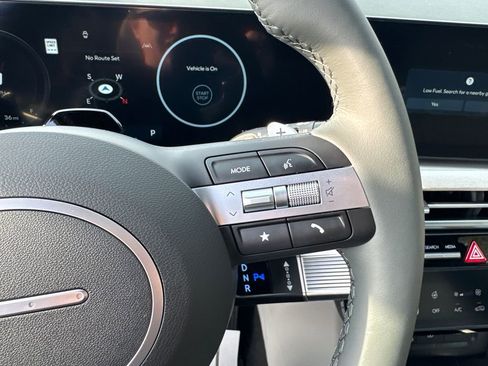 New 2026 Hyundai Tucson Limited FWD image 17