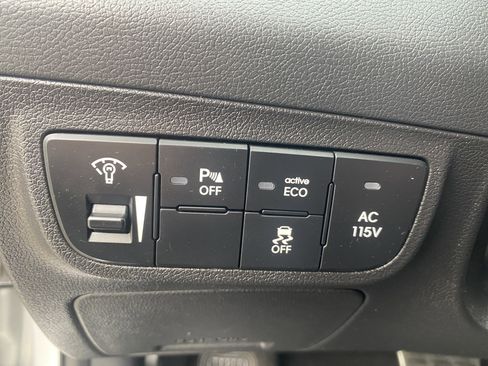 Used 2015 Hyundai Veloster Turbo w/ Option Group 04 image 14