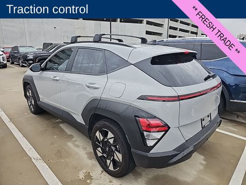Certified 2024 Hyundai Kona SEL w/ Convenience Package image 7