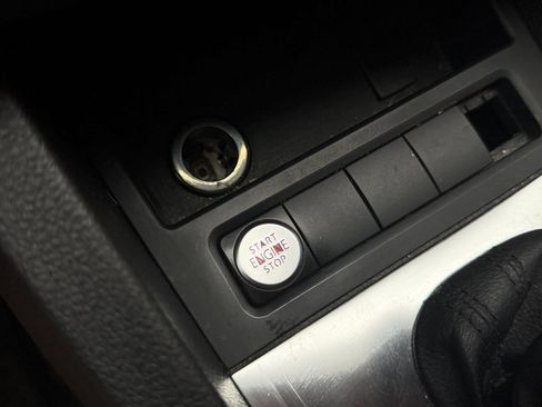 Used 2013 Volkswagen Jetta SEL FWD image 30